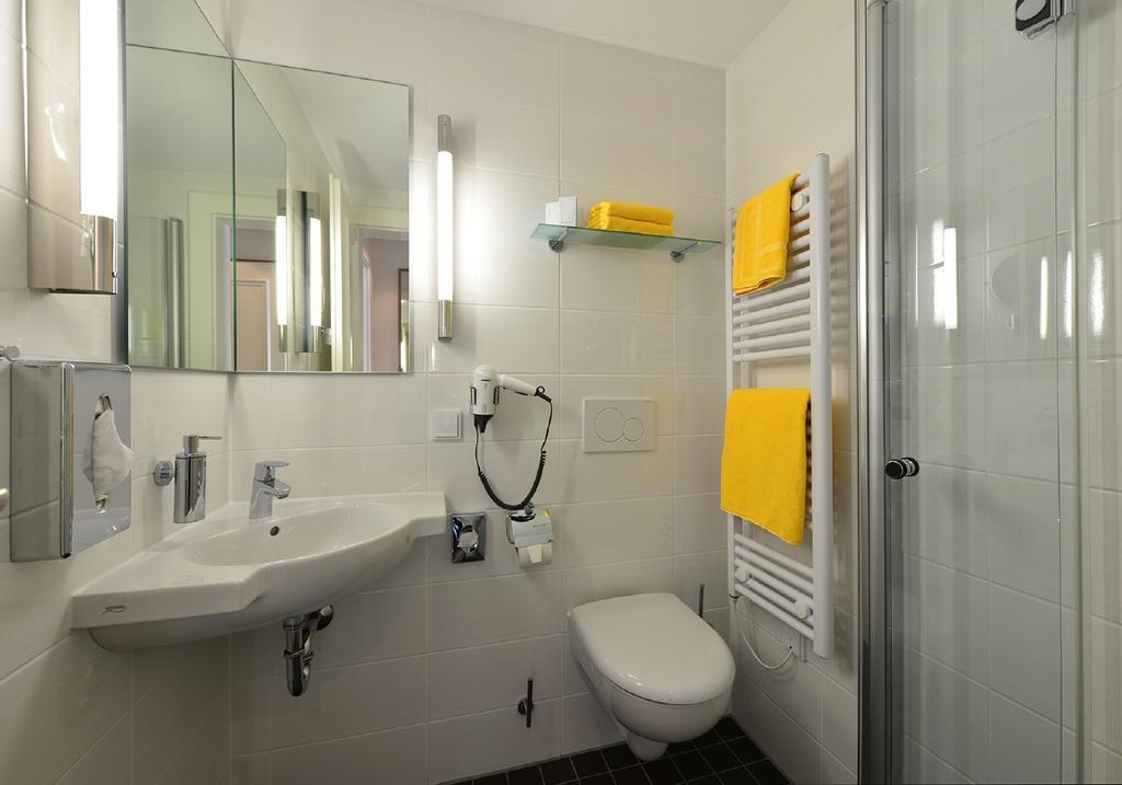 Hotel Ratskeller ザルツギッター 部屋 写真
