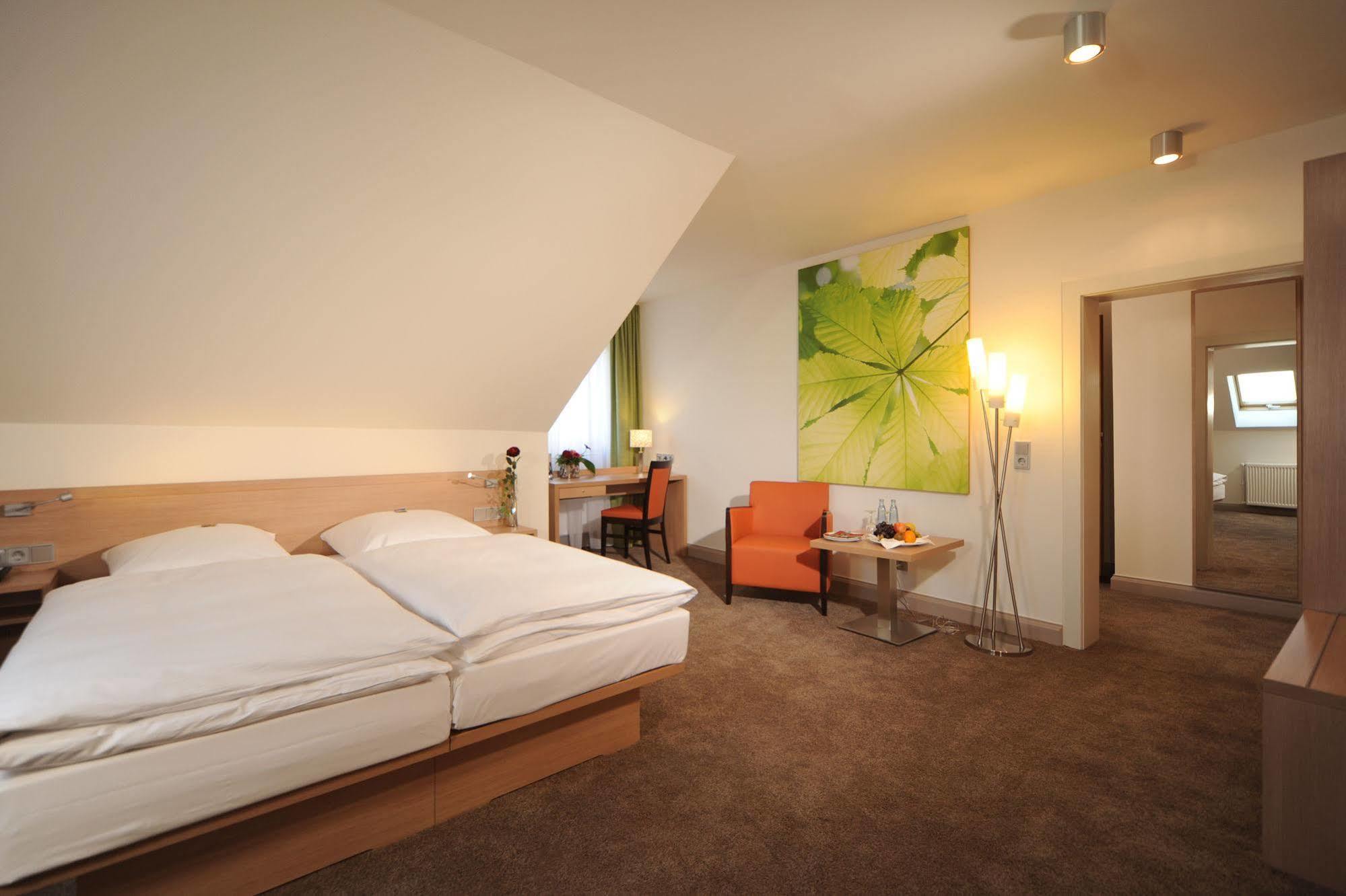 Hotel Ratskeller ザルツギッター エクステリア 写真